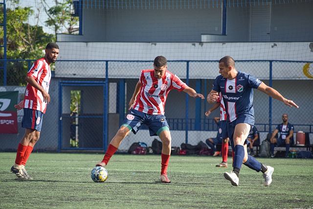 PG模拟器：安迪科尔看好泰尔齐奇，本塞拜尼的技术适合曼联，沙欣要注意防守.